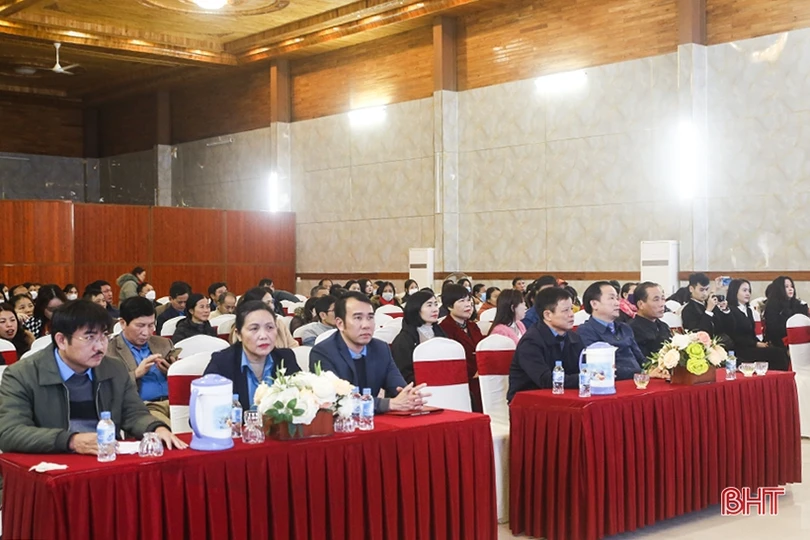 “Tết sum vầy - Xuân gắn kết” đến với người lao động ở Can Lộc, TX Kỳ Anh