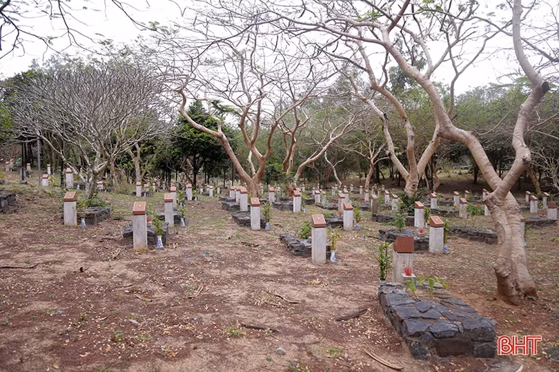 Bộ Tư lệnh Vùng 2 Hải quân thăm, chúc Tết các đơn vị tại huyện Côn Đảo