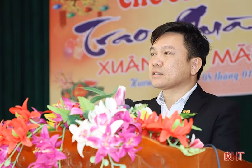 400 suất quà tết đến với gia đình khó khăn ở Hà Tĩnh