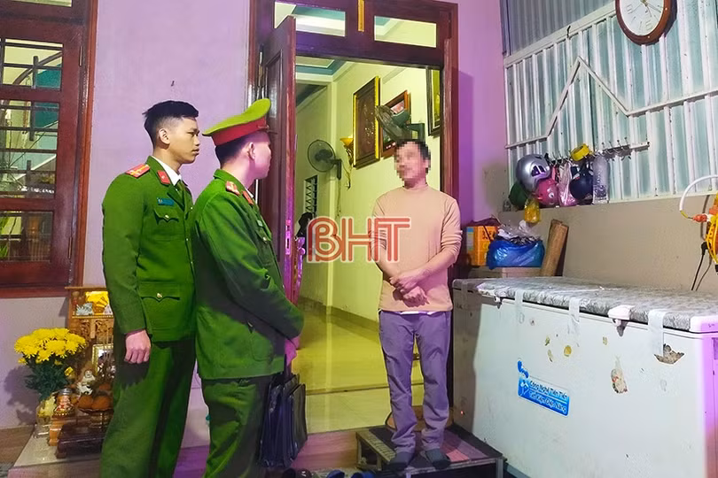 Hà Tĩnh: Phát hiện 2 vụ tập kết mỡ bẩn