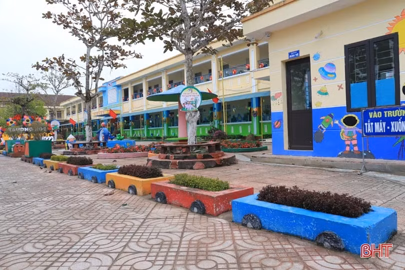 Ngôi trường rực rỡ sắc màu ở huyện miền núi Hà Tĩnh