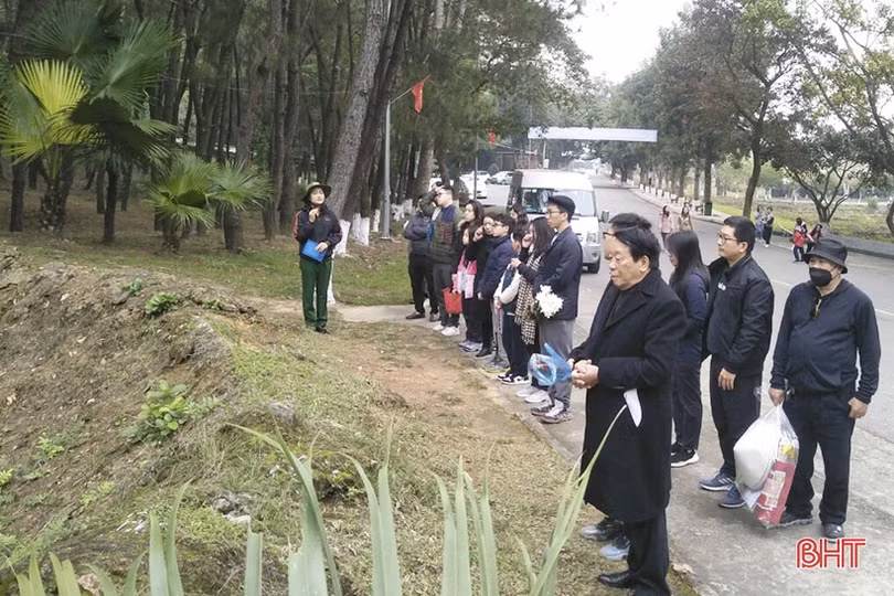 Ngã ba Đồng Lộc đón hơn 2.000 lượt khách dịp đầu năm mới