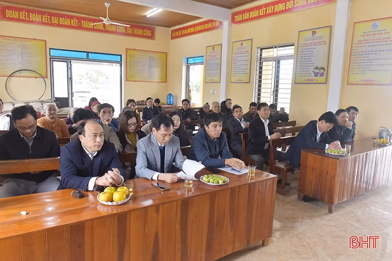 Sở Xây dựng, Hiệp hội Doanh nghiệp Hà Tĩnh hỗ trợ xã Điền Mỹ xây dựng NTM