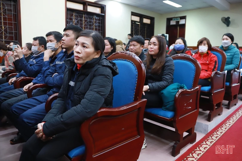 “Tết sum vầy - Xuân gắn kết” đến với người lao động ở Can Lộc, TX Kỳ Anh