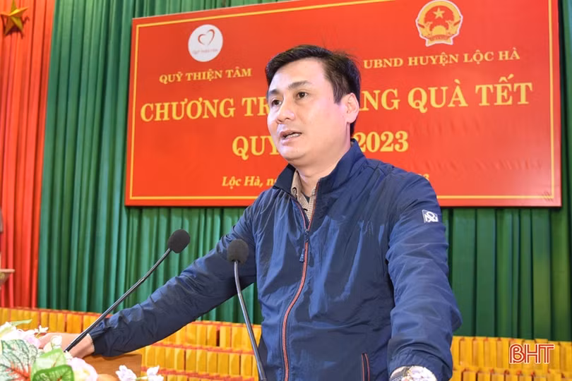 Quỹ Thiện Tâm - Tập đoàn Vingroup tặng 1.000 suất quà tết cho người nghèo Hà Tĩnh