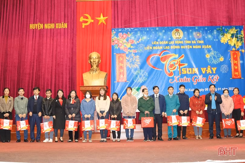 Tiếp nối chuỗi hoạt động “Tết sum vầy” ở các địa phương Hà Tĩnh