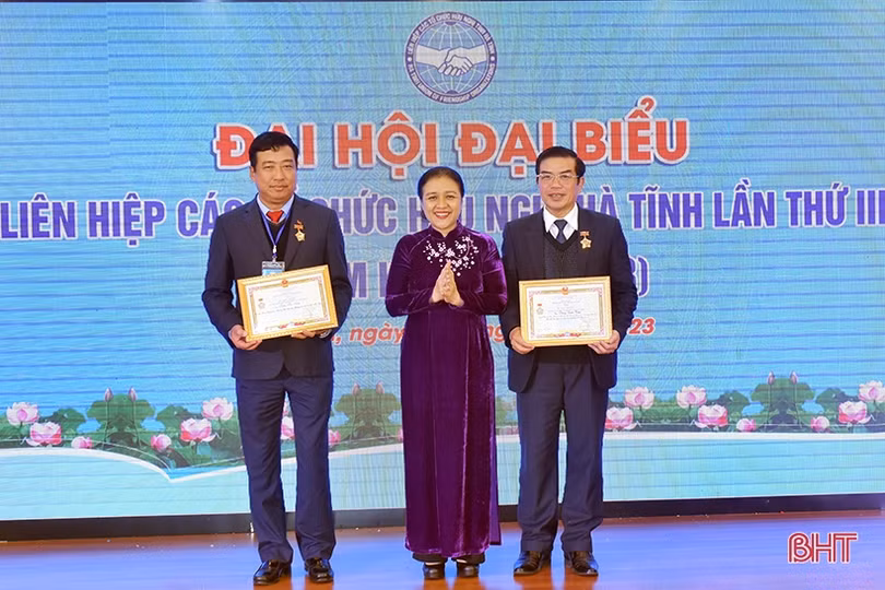 Phó Chủ tịch UBND tỉnh Lê Ngọc Châu được bầu làm Chủ tịch Liên hiệp các tổ chức hữu nghị Hà Tĩnh