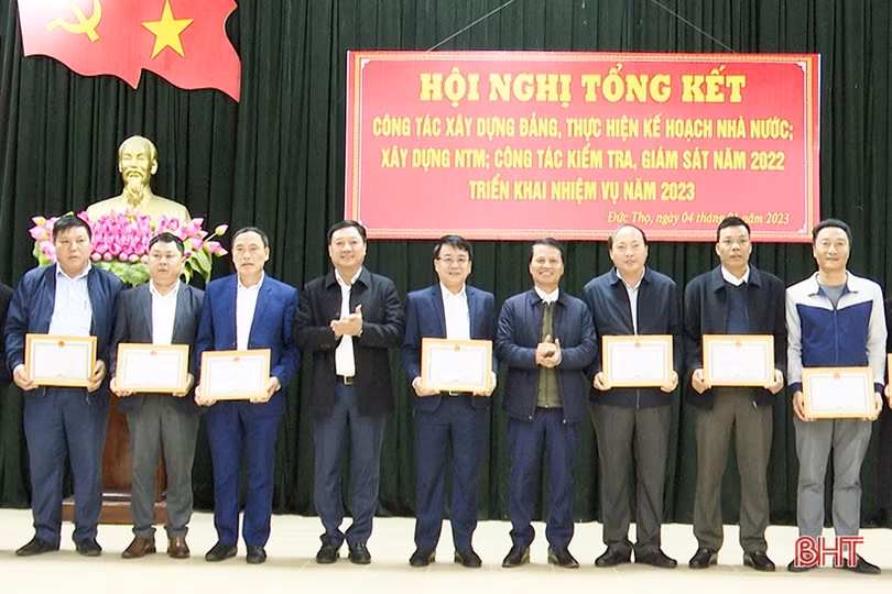 Đức Thọ tập trung nguồn lực xây dựng huyện nông thôn mới nâng cao 