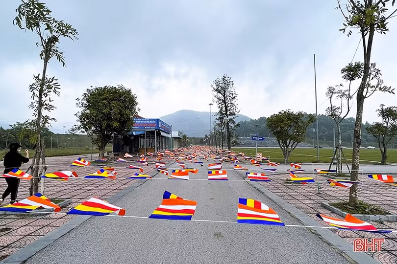 Chùa Hương Tích - Hà Tĩnh ngày càng hấp dẫn du khách