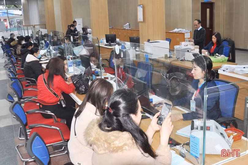 Hệ thống ngân hàng Hà Tĩnh đáp ứng nhu cầu tiền lẻ phục vụ thanh toán dịp cuối năm