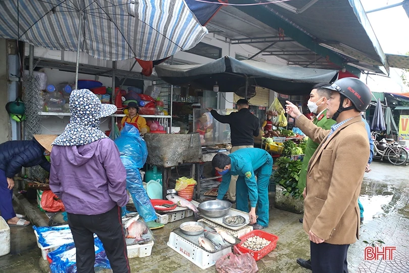 TP Hà Tĩnh lập lại trật tự đô thị trước tết Nguyên đán