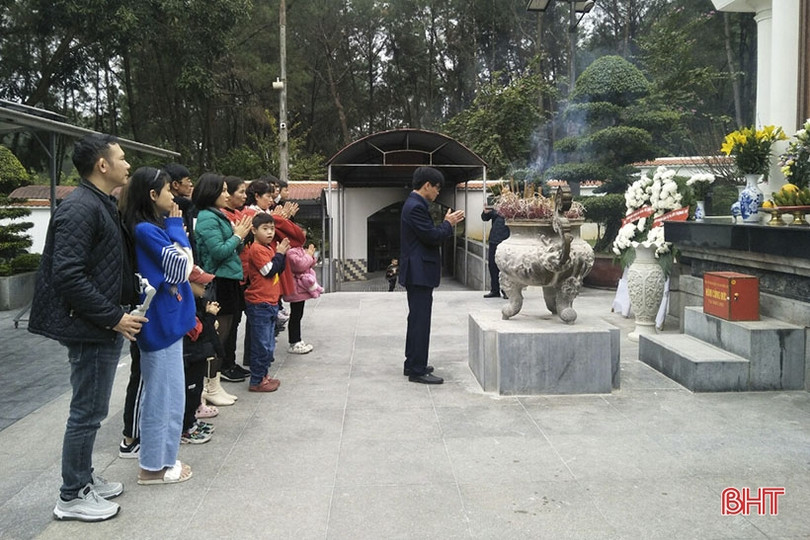 Ngã ba Đồng Lộc đón hơn 2.000 lượt khách dịp đầu năm mới