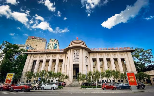 “Nới room” tín dụng thêm 1,5-2% cho hệ thống các TCTD