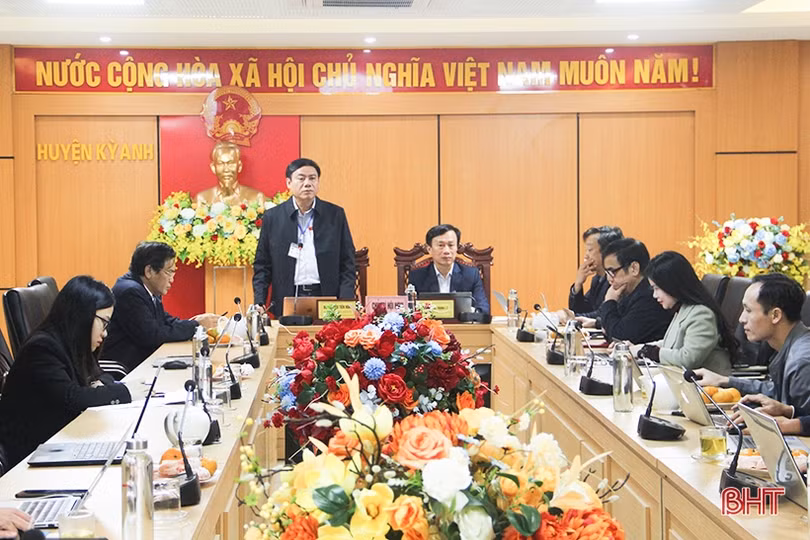 Tổ đại biểu HĐND tỉnh Hà Tĩnh tại các địa phương góp ý trách nhiệm vào các nội dung sẽ trình Kỳ họp thứ 11