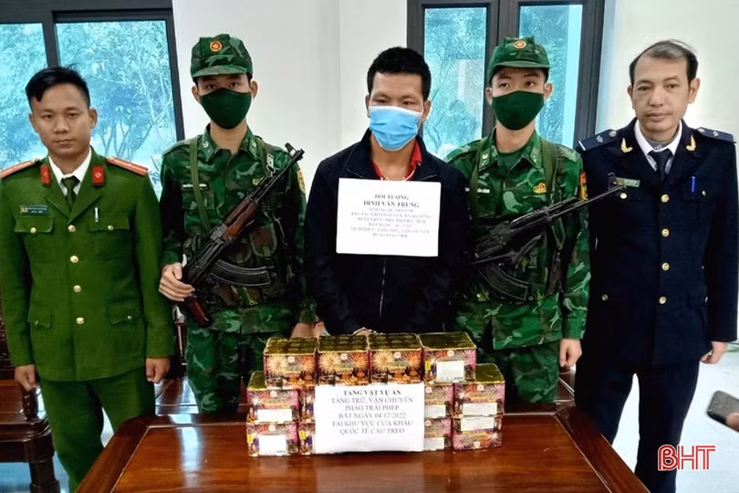 Lật tẩy vụ vận chuyển gần 20 kg pháo hoa nổ qua biên giới Hà Tĩnh