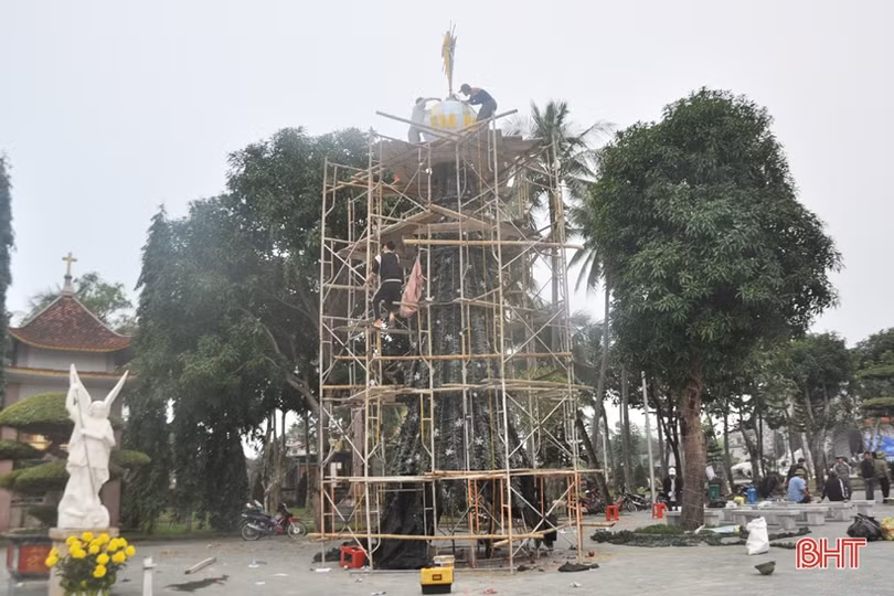 Ngành Điện Hà Tĩnh chủ động nguồn cấp, đảm bảo an toàn dịp lễ Noel