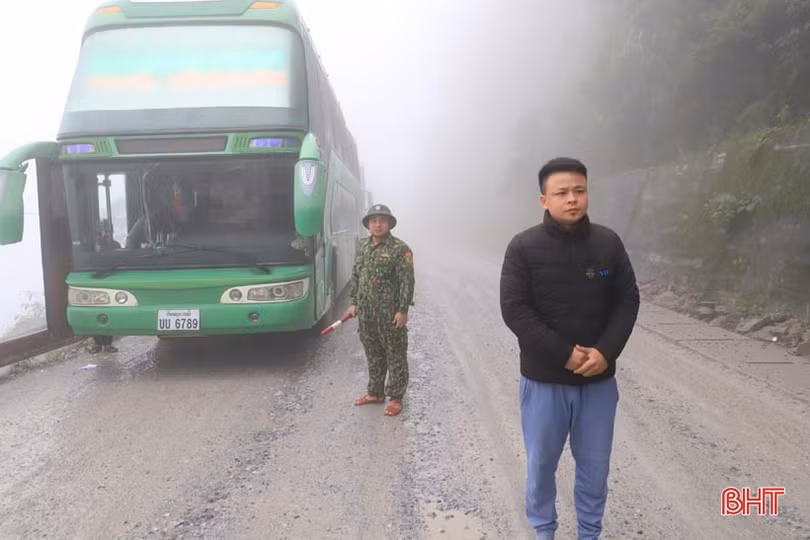 Cận cảnh tình hình sạt lở đất tại khu vực Cửa khẩu quốc tế Cầu Treo