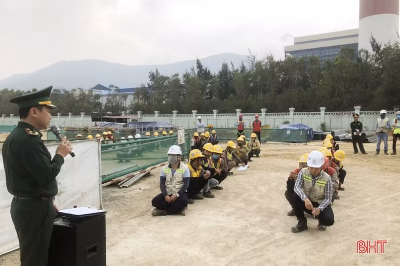 Lính quân hàm xanh Hà Tĩnh tích cực đưa Luật Biên phòng vào cuộc sống