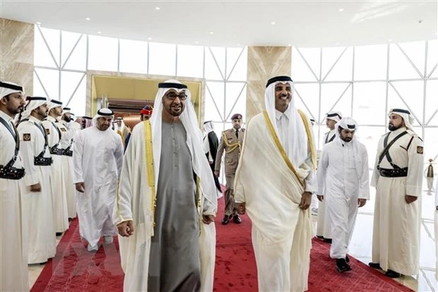 Tổng thống UAE thăm Qatar lần đầu kể từ khi bình thường hóa quan hệ