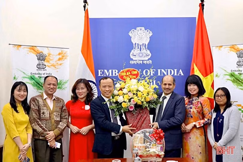 Tăng cường kết nối giữa Hà Tĩnh với các đối tác thông qua đại sứ quán các nước và tổ chức quốc tế tại Việt Nam