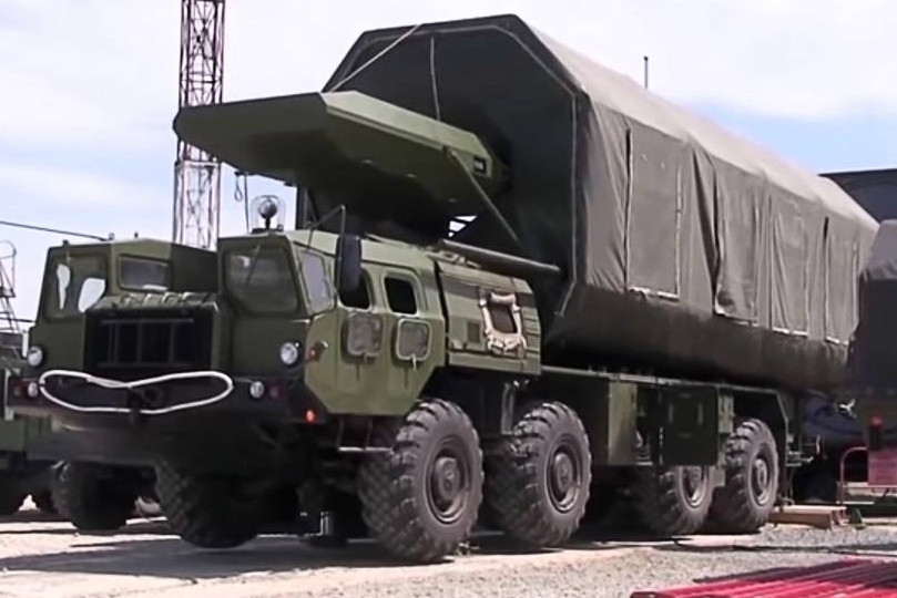 Ông Medvedev: Nga tăng tốc sản xuất loạt vũ khí mạnh nhất