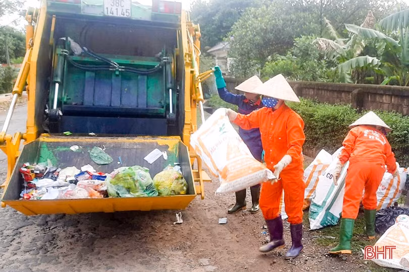 Phân loại rác thải ở huyện Kỳ Anh - Người dân hưởng ứng tích cực!