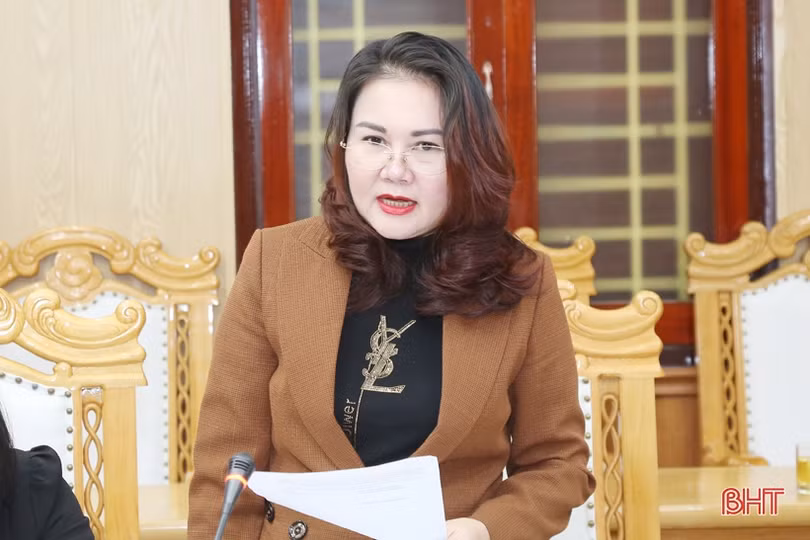 Tổ đại biểu HĐND tỉnh Hà Tĩnh tại các địa phương góp ý trách nhiệm vào các nội dung sẽ trình Kỳ họp thứ 11