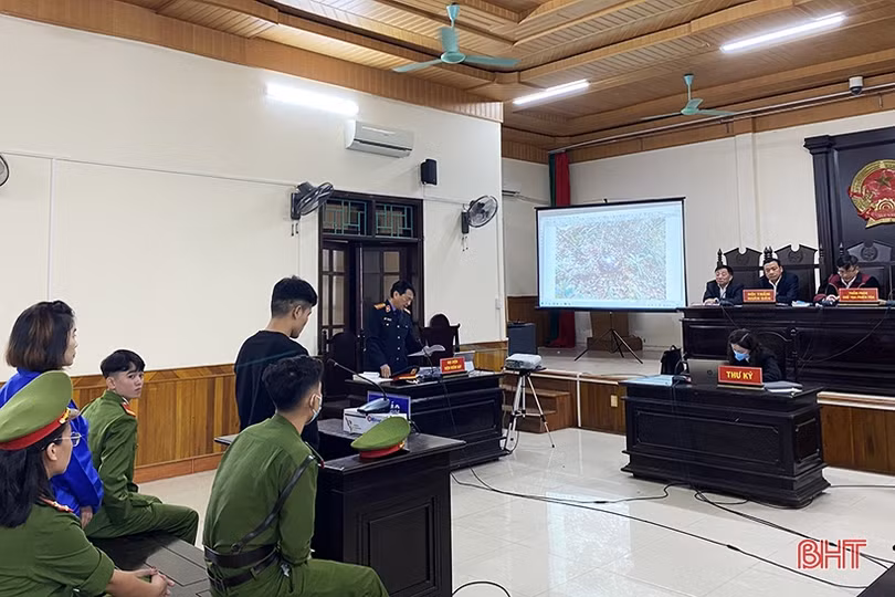 Tuyên án tử cặp đôi mua bán trái phép chất ma túy từ Lào qua Hà Tĩnh