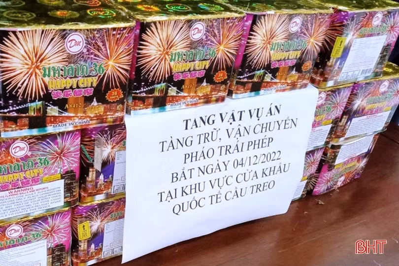 Lật tẩy vụ vận chuyển gần 20 kg pháo hoa nổ qua biên giới Hà Tĩnh