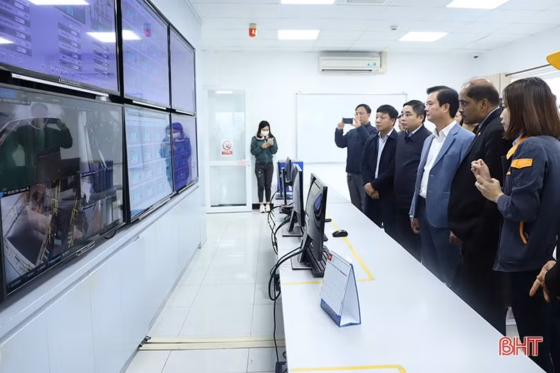 Đoàn công tác Đại sứ quán nước Cộng hòa Singapore tại Việt Nam thăm KKT Vũng Áng