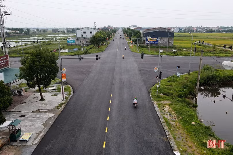 Sớm khắc phục, vận hành cụm đèn tín hiệu giao thông có như... không ở TP Hà Tĩnh