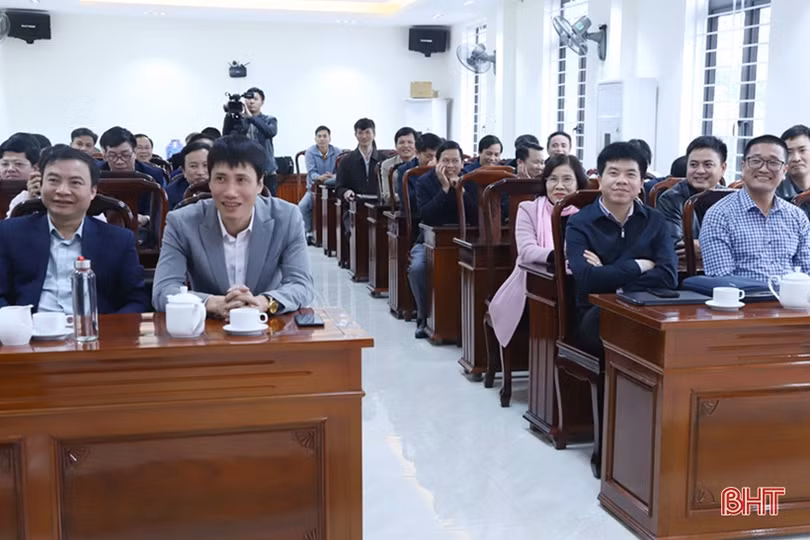 Tập đoàn Sun Group trao tặng 24 công trình tiện ích cho trường học ở Hà Tĩnh