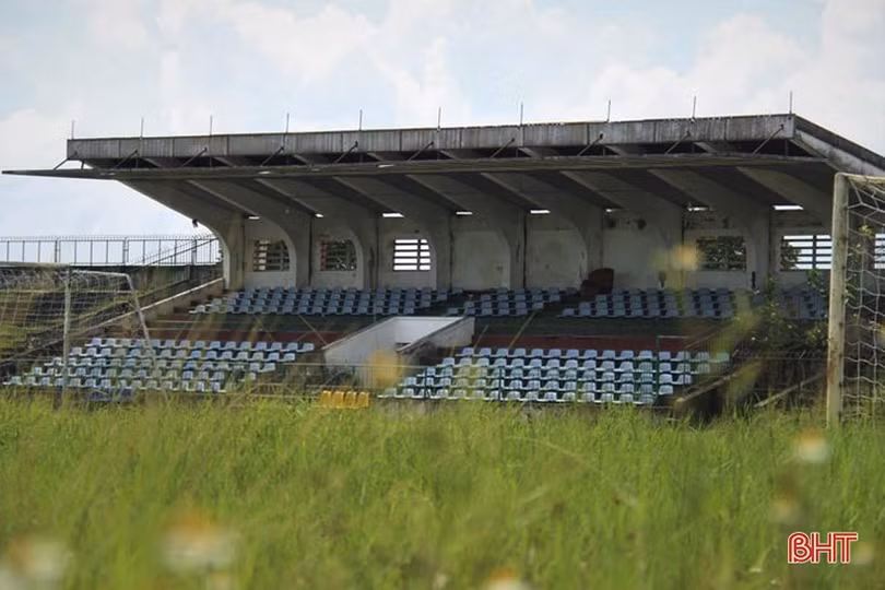 Sân vận động Hà Tĩnh - top mặt sân thi đấu tốt nhất V.League 1-2022