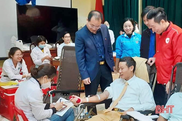 Thu về 150 đơn vị máu trong Ngày hội Hiến máu tình nguyện đợt 2 ở Lộc Hà