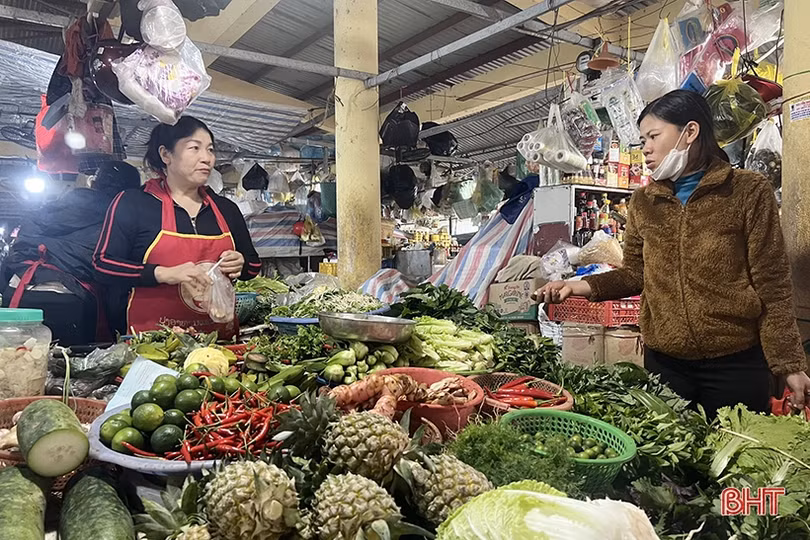 Hà Tĩnh: Giá rau xanh tăng mạnh, chưa thể “hạ nhiệt” trong nhiều ngày tới