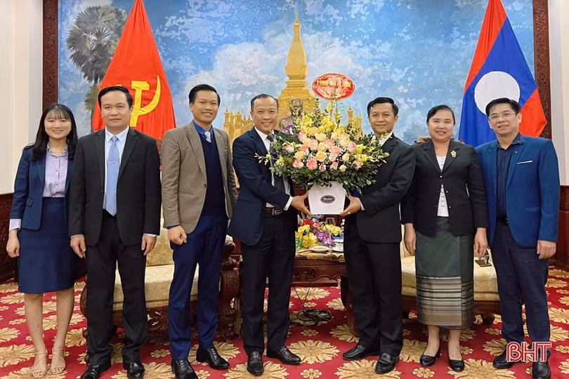 Tăng cường kết nối giữa Hà Tĩnh với các đối tác thông qua đại sứ quán các nước và tổ chức quốc tế tại Việt Nam