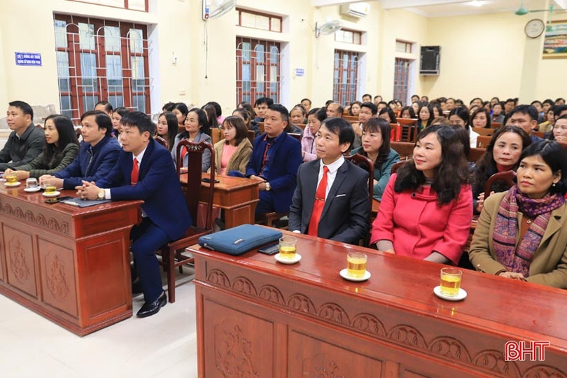 Hương Sơn công nhận 103 giáo viên THCS là giáo viên giỏi cấp huyện