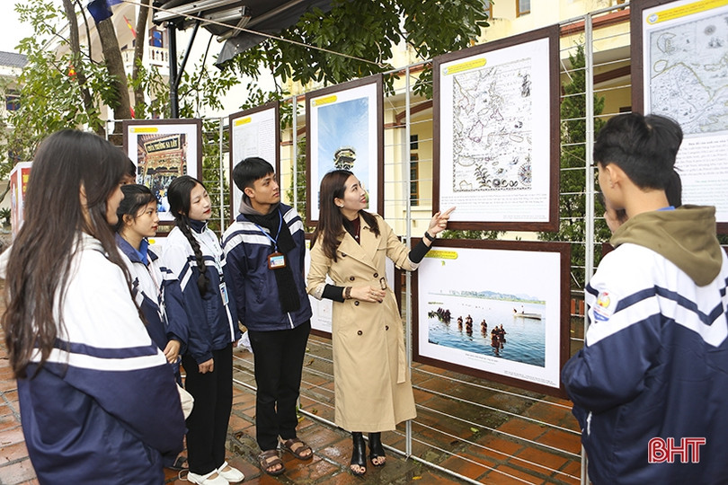 Gần 1.400 học sinh Lộc Hà tìm hiểu về chủ quyền biển đảo Tổ quốc