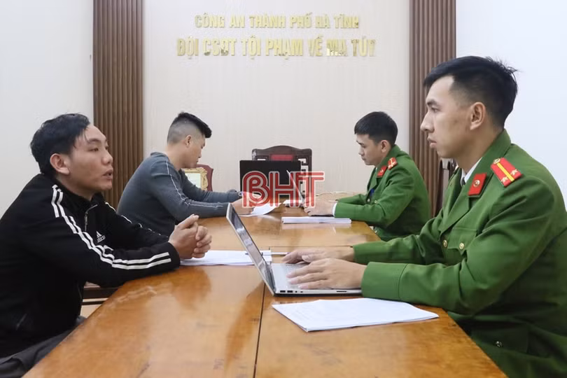 Đột kích quán bar ở Hà Tĩnh, phát hiện 26 trường hợp dương tính với chất ma túy