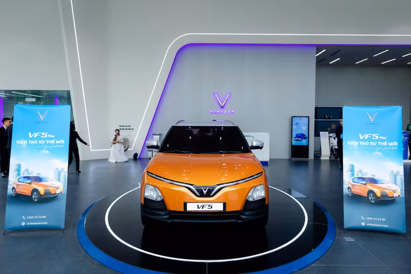 Ảnh thực tế VinFast VF 5 Plus 2023 về đại lý trước ngày mở đặt cọc, trưng bày ở đâu?