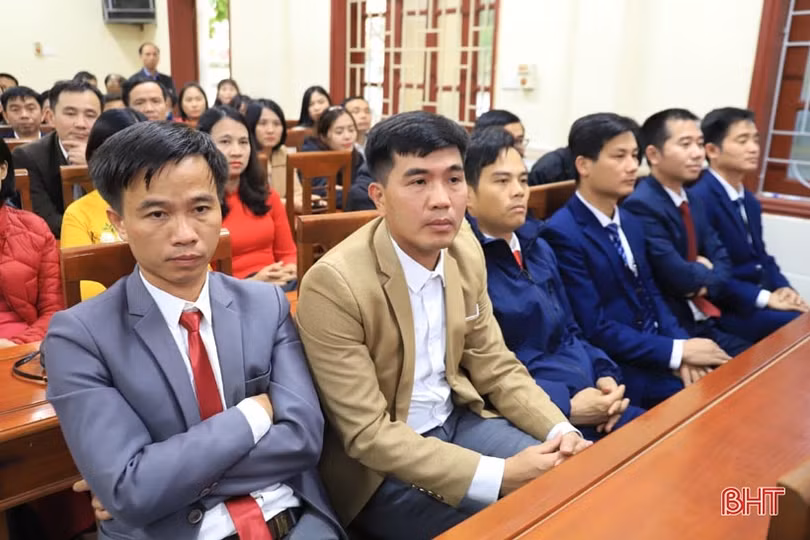 Hương Sơn công nhận 103 giáo viên THCS là giáo viên giỏi cấp huyện