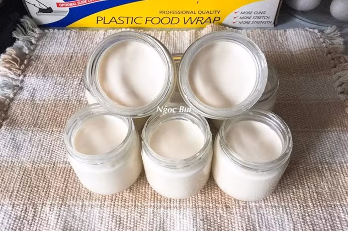 Làm sữa chua chỉ bằng 1 chiếc thùng xốp, đơn giản mà cực nhanh