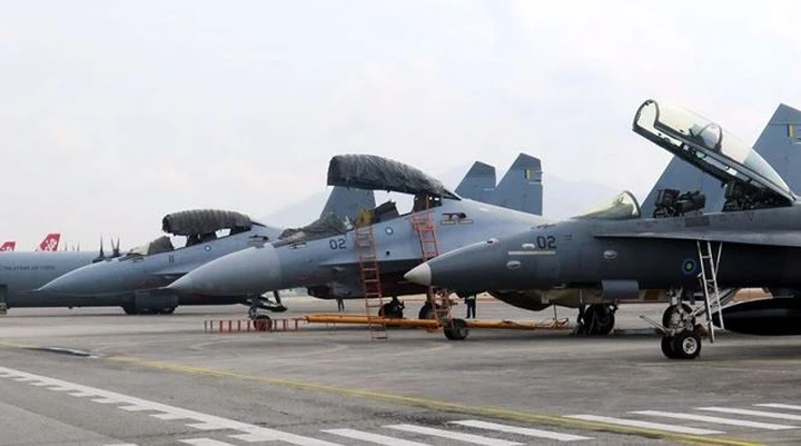 Cận cảnh dàn máy bay, tàu chiến khuấy đảo triển lãm LIMA-2019