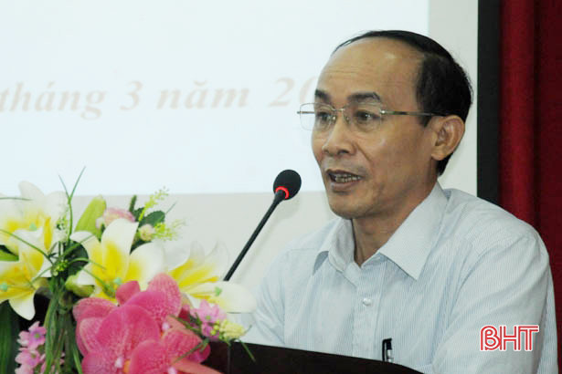 Thành ủy Hà Tĩnh tiếp nhận 22 tổ chức cơ sở Đảng từ Đảng ủy Khối CCQ&DN