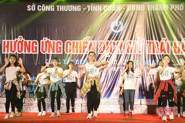 Hà Tĩnh tắt đèn hưởng ứng Giờ Trái đất năm 2019