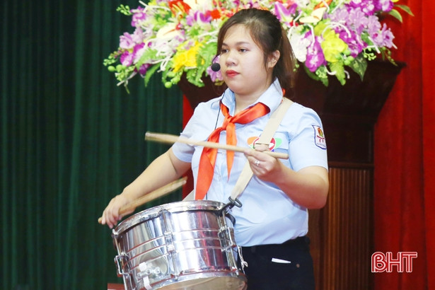 18 thí sinh TP Hà Tĩnh tranh tài “Giáo viên – Tổng phụ trách đội giỏi”