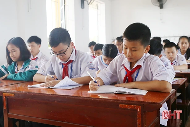 Cậu học trò 12 tuổi và những vần thơ trong sáng, cảm xúc