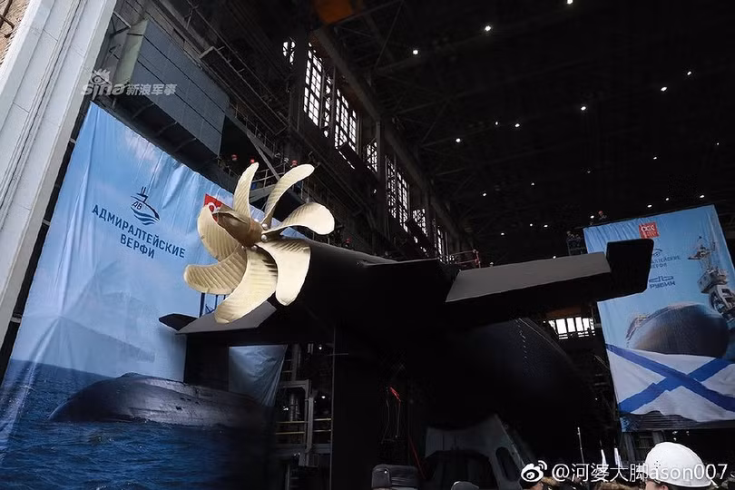 Nga hạ thủy tàu ngầm tấn công diesel-điện Kilo 636.3 “áp chót”