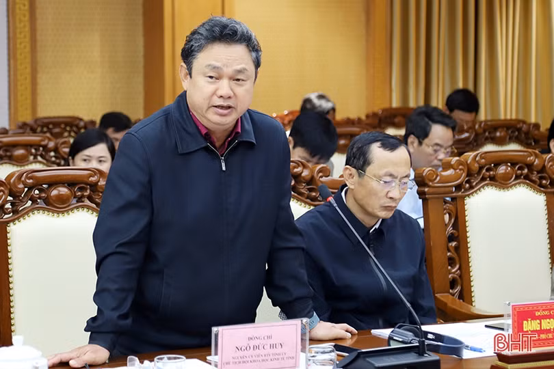 Ban Thường vụ Tỉnh ủy nghe báo cáo tiến độ điều chỉnh quy hoạch phát triển KT-XH Hà Tĩnh