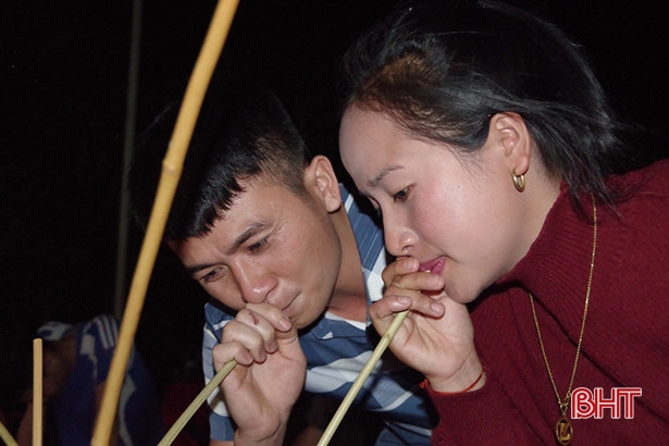 Nhiều hoạt động ý nghĩa kỷ niệm 10 năm kết nghĩa Sơn Kim 1 - Thoọng Pẹ